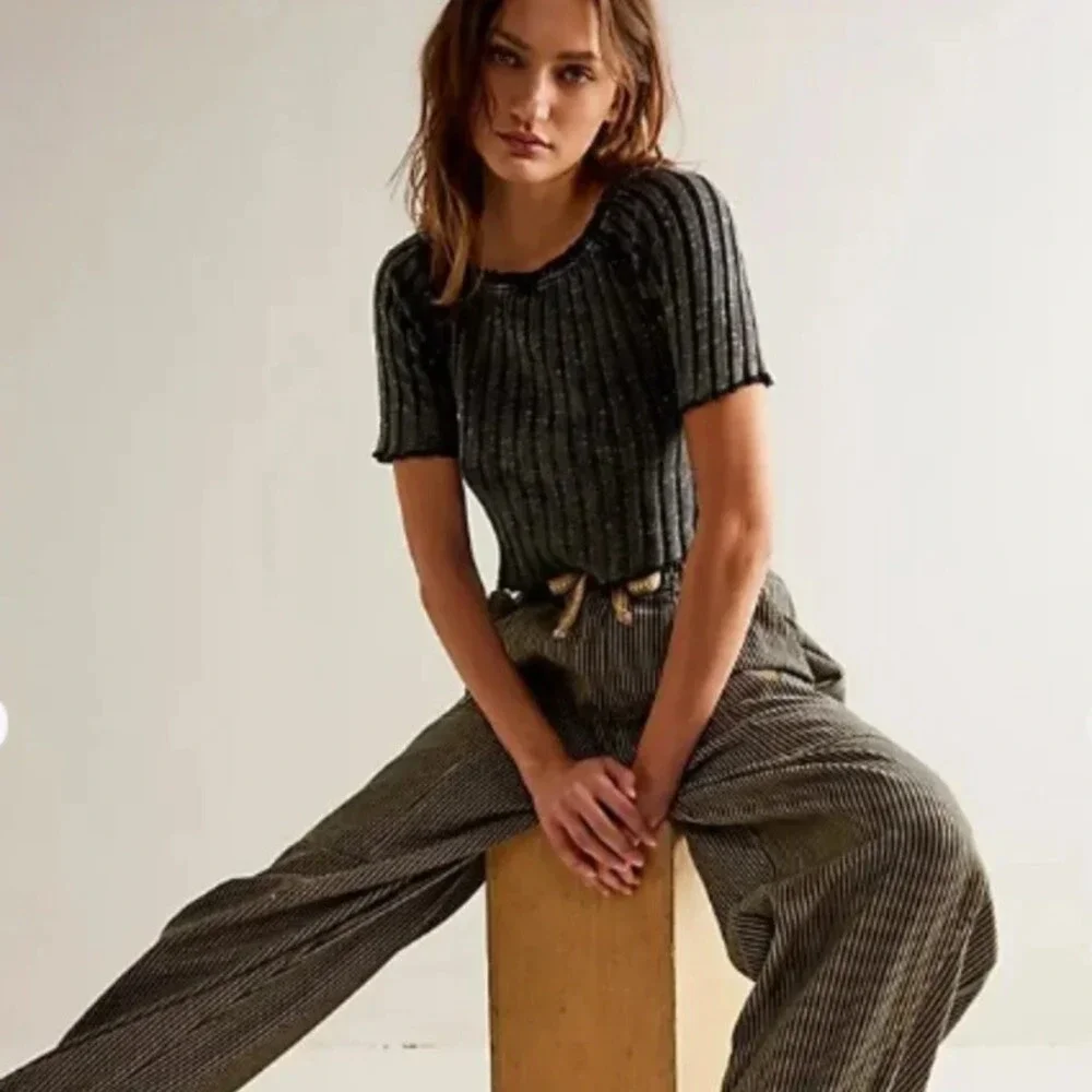 Free People We The Free Meant To Be Tee Black Ribbed Lettuce Trim Top XS NWT